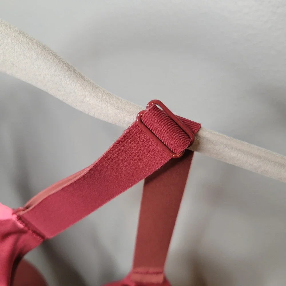 Brooks Dare Racerback Run Sports‎ Bra Women's Size 34C Pink Red High Impact